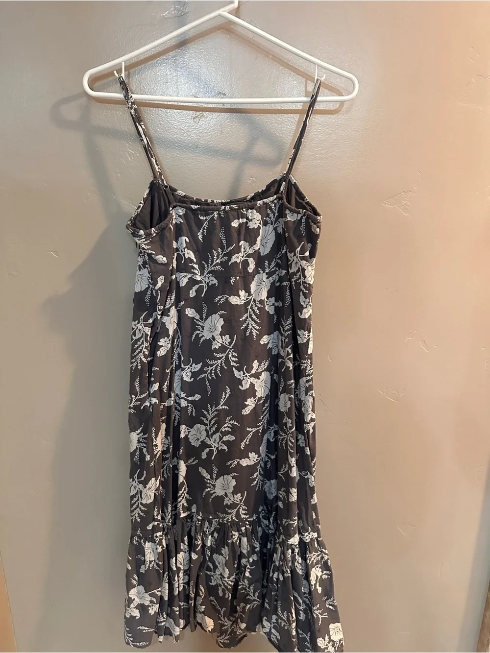 GAP Gray Floral Smocked Sundress Summer Dress Size 8